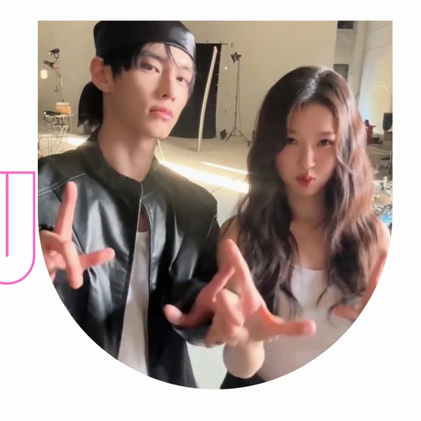 The most loved look of Esther Yu today