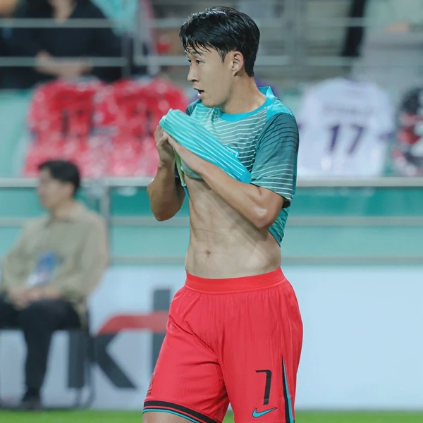 The most loved look of Son Heungmin today