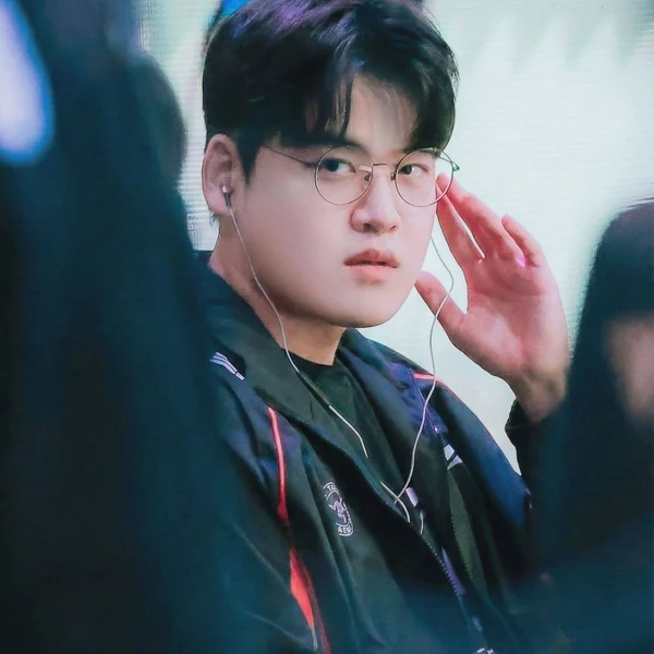 Top moment of Gumayusi selected by the fandom