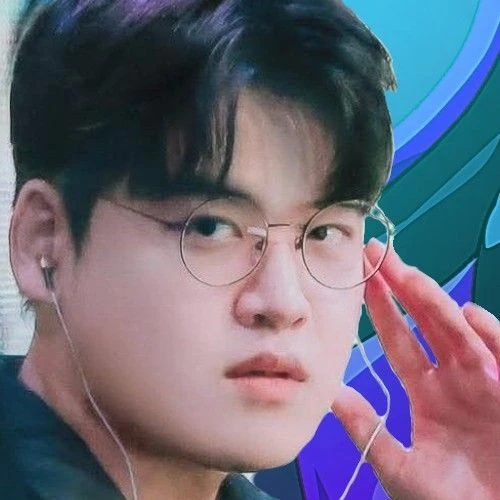 A brilliant moment of Gumayusi created by the fandom