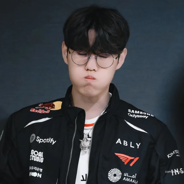 The most loved look of Oner today