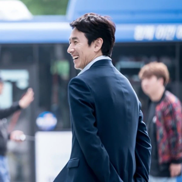 Top moment of Lee Sunkyun chosen by fans