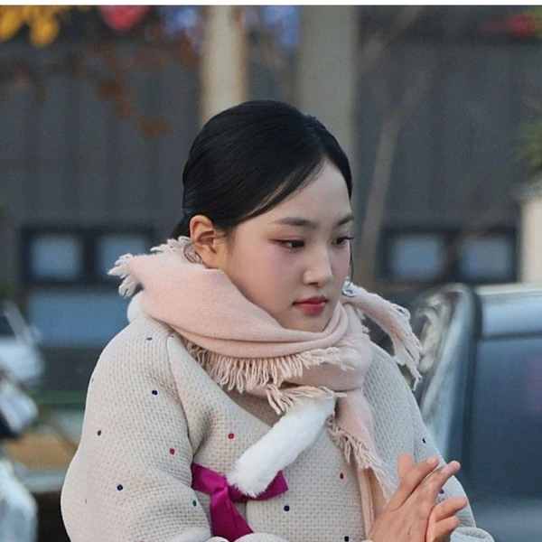 Popular photo full of fans’ love for Kim Taeyeon