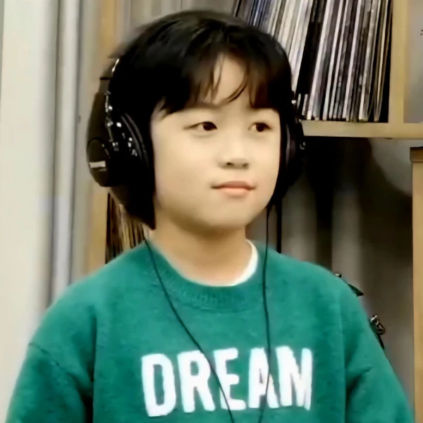 The most loved look of You Jiwoo today