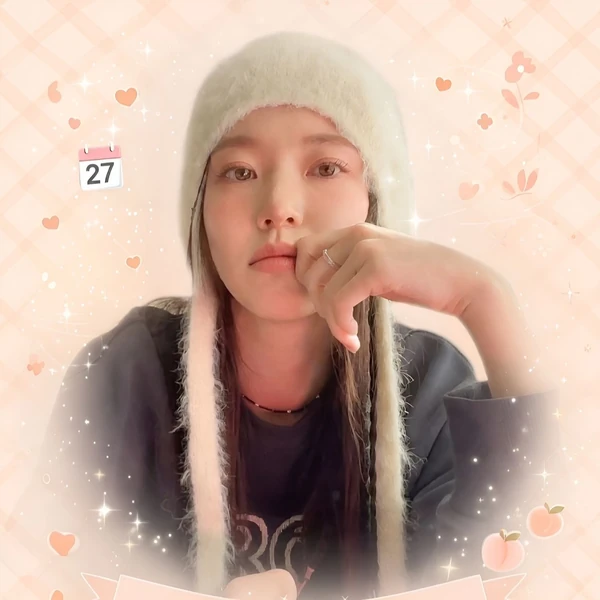 The most loved look of Gong Seungyeon today