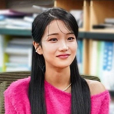 Popular photo full of fans’ love for Kim Soyeon (2004)