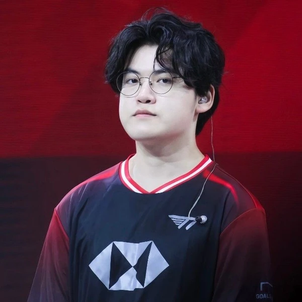 Momen gemilang Gumayusi yang dibuat oleh fandom