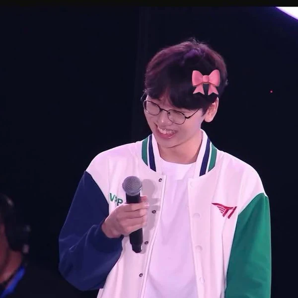 The most loved look of Doran today