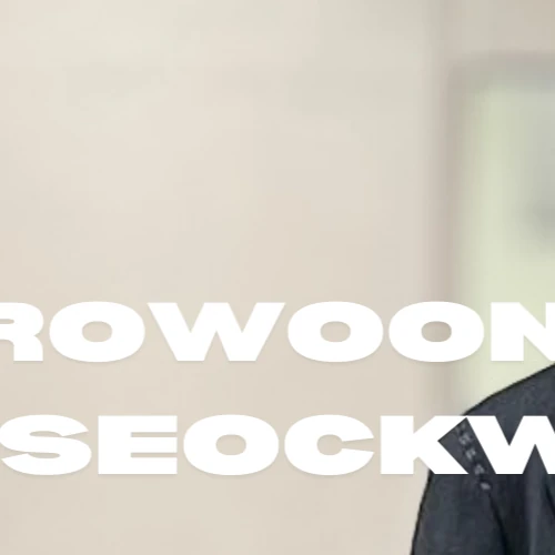 Foto populer Rowoon yang penuh cinta dari penggemar