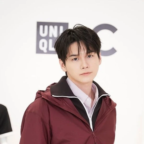 Foto populer Ong Seongwu yang penuh cinta dari penggemar