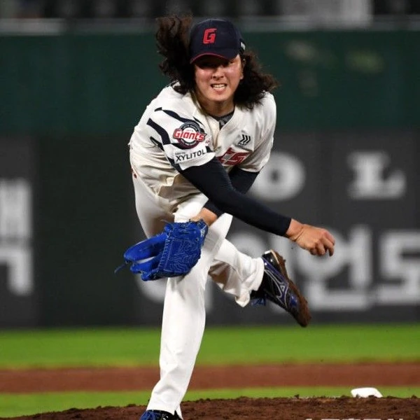 Momen terbaik Kim Wonjung pilihan fandom