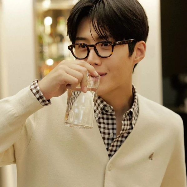 Top moment of Kim Seonho chosen by fans