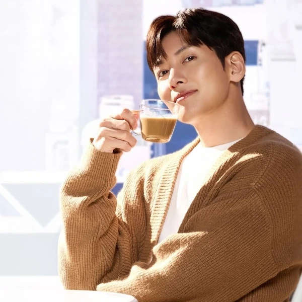 The most loved look of Ji Changwook today