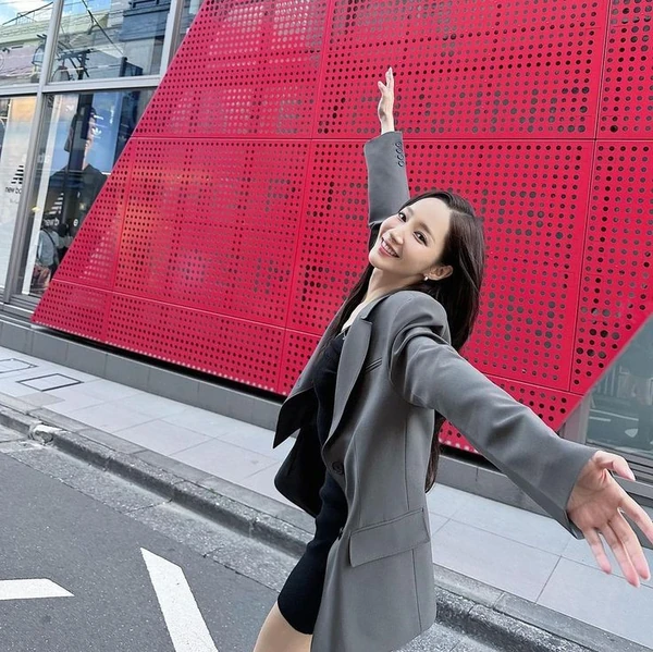 充滿粉絲愛的朴敏英人氣照片