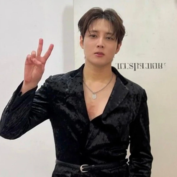 Popular photo full of fans’ love for Kim Jungyeon