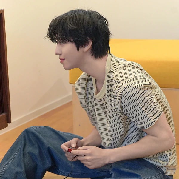 充满粉丝爱意的安孝燮人气照片