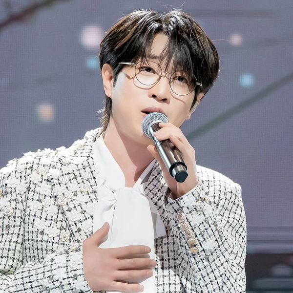 오늘 가장 사랑받은 안성훈의 모습