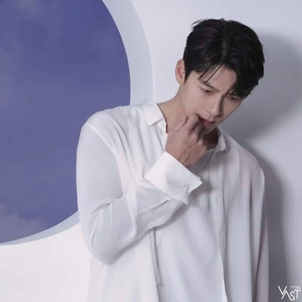 今天最受喜爱的玄彬模样