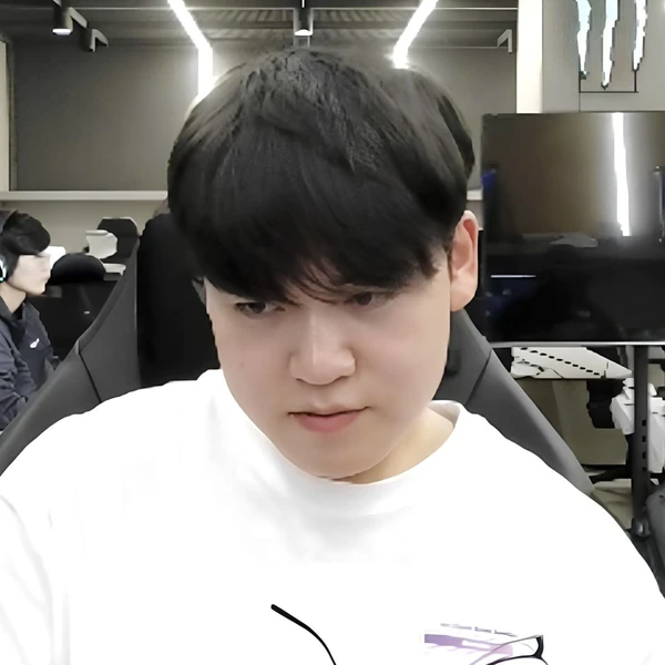 Most popular banner post in Gumayusi's community