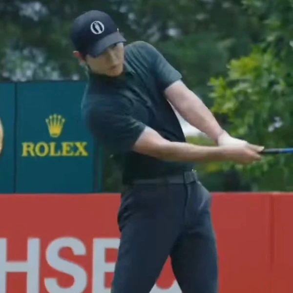 今天最受喜愛的宋仲基模樣