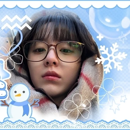 The most loved look of Park Jihu today