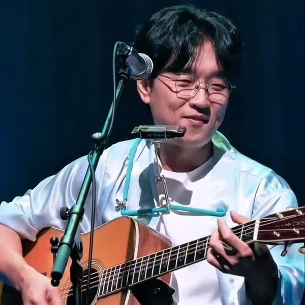 今天最受喜爱的Bak Changgeun模样