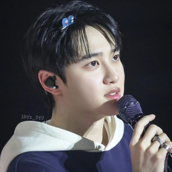 The most loved look of Doh Kyungsoo (D.O.) today