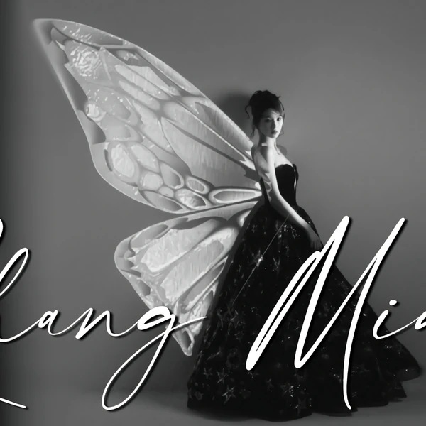 Popular photo full of fans’ love for Zhang Miaoyi