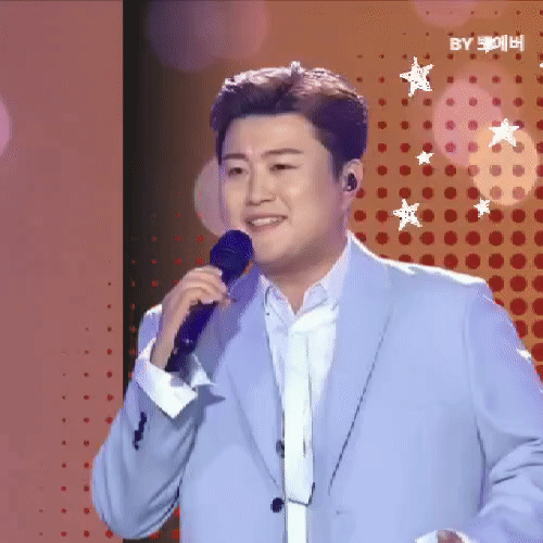 今天最受喜愛的金浩中模樣