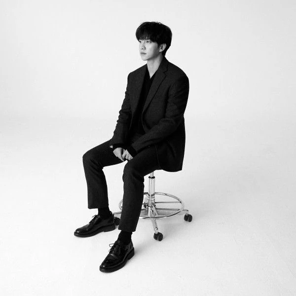 イ・スンギへのファンの愛が詰まった人気写真