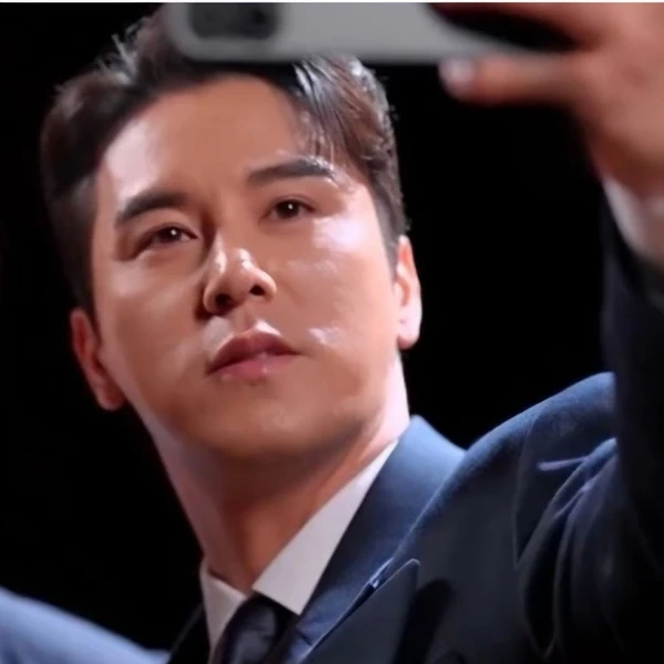 充滿粉絲愛的張民好人氣照片