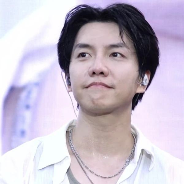 ファンが選んだイ・スンギの最高の瞬間