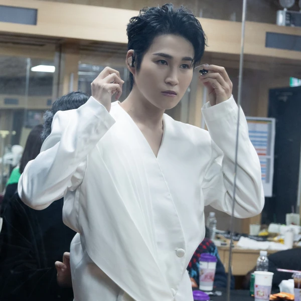 The most loved look of Kim Heejae today