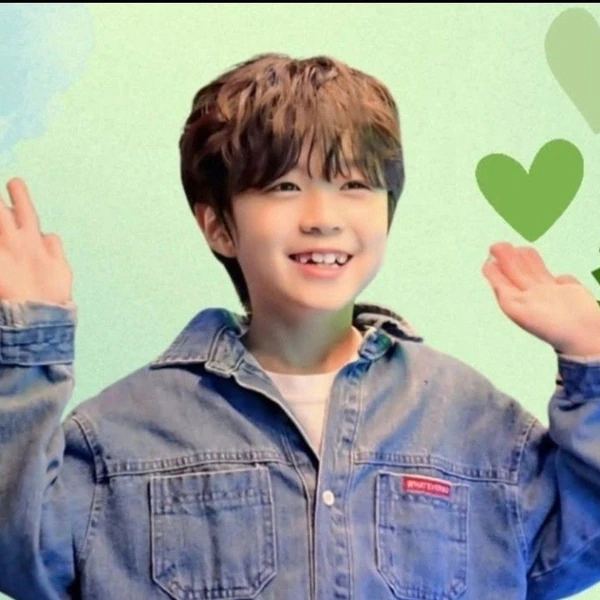 The most loved look of You Jiwoo today