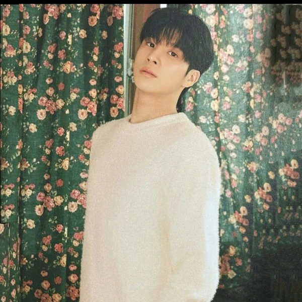 充滿粉絲愛的鄭東元人氣照片