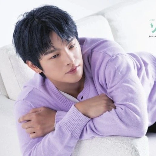 Popular photo full of fans’ love for Seo Inguk