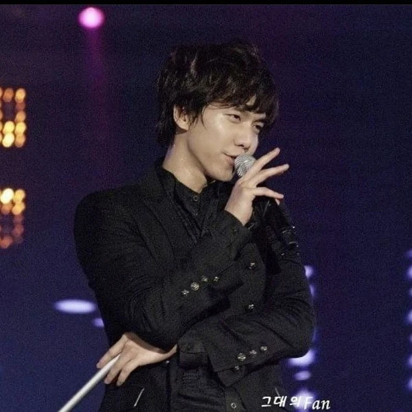 ファンが選んだイ・スンギの最高の瞬間