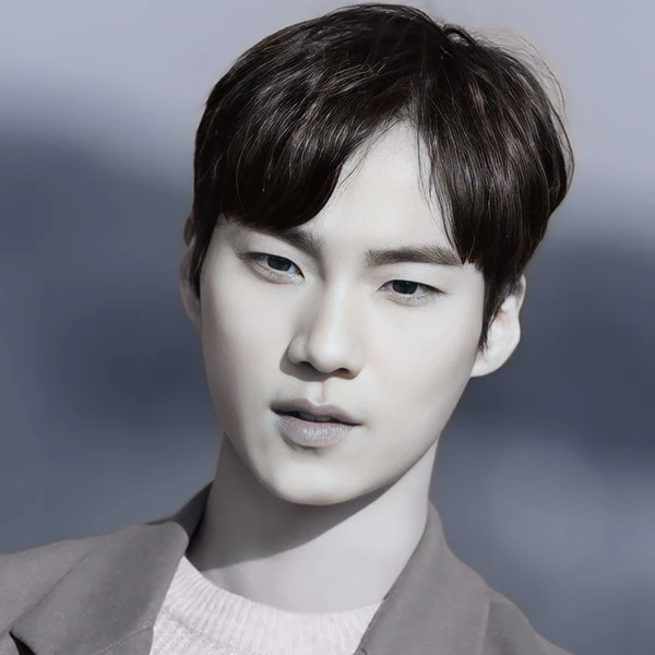 The most loved look of Lee Hongnae today