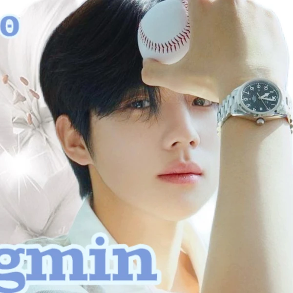 Popular photo full of fans’ love for Moon Sangmin