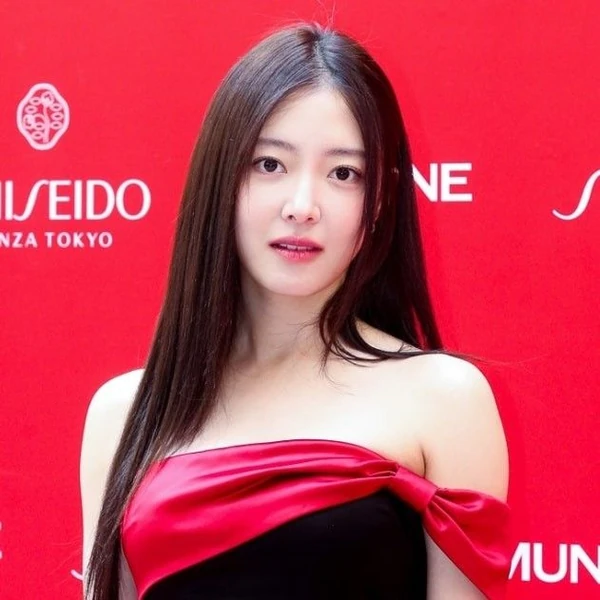 The most loved look of Lee Seyoung today