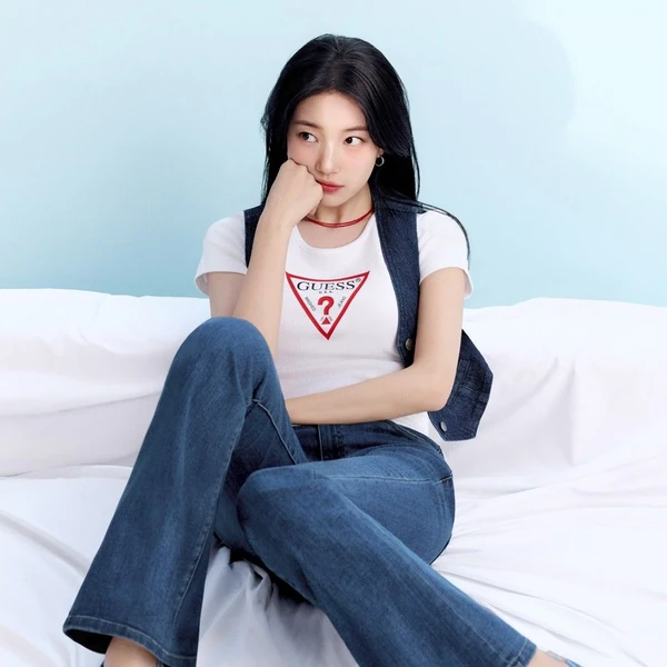 The most loved look of Bae Suzy today