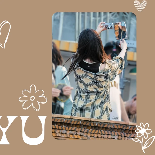 The most loved look of Esther Yu today