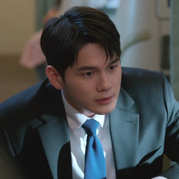 充满粉丝爱意的邕圣祐人气照片