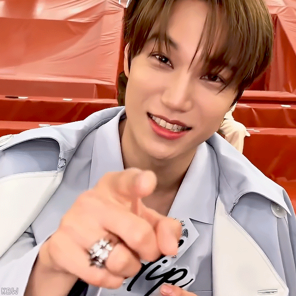 The most loved look of KAI today