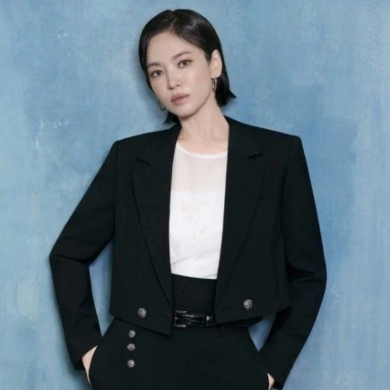 Popular photo full of fans’ love for Song Hyekyo