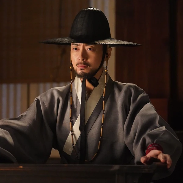 The most loved look of Lee Joonhyuk today