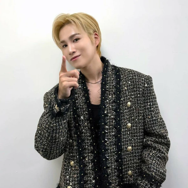 充滿粉絲愛的金熙栽人氣照片