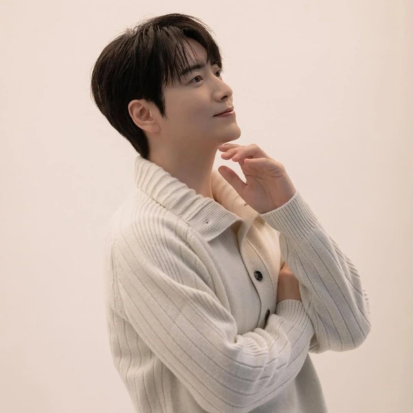 Popular profile image of Lee Joonhyuk selected by vote