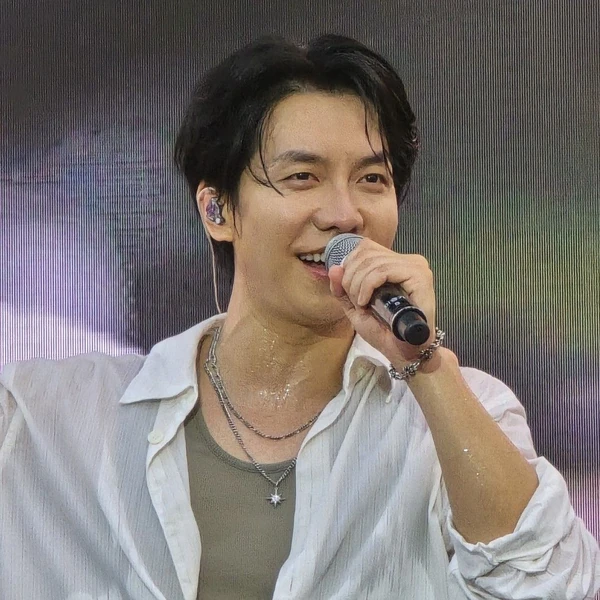 Momen terbaik Lee Seunggi pilihan penggemar