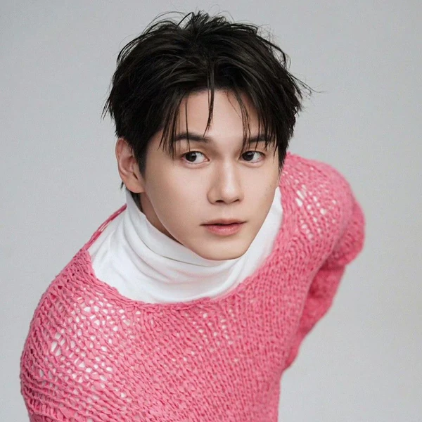 今天最受喜愛的邕聖祐模樣